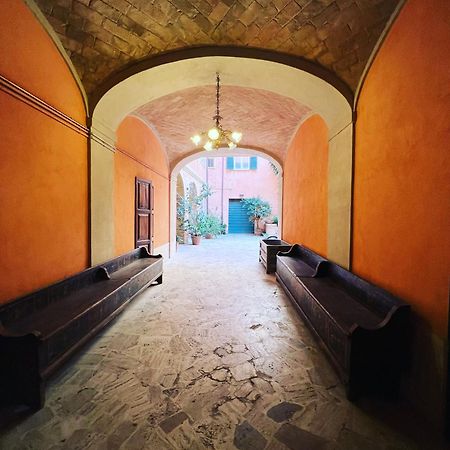 B&B Letterario Palazzo Pistocchi แตราโม ภายนอก รูปภาพ