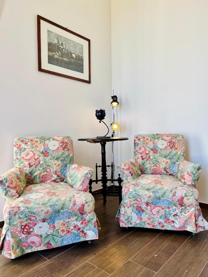 B&B Letterario Palazzo Pistocchi แตราโม ภายนอก รูปภาพ