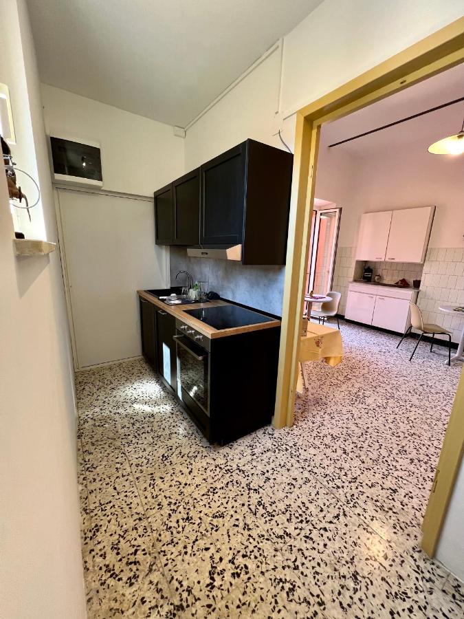 B&B Letterario Palazzo Pistocchi แตราโม ภายนอก รูปภาพ