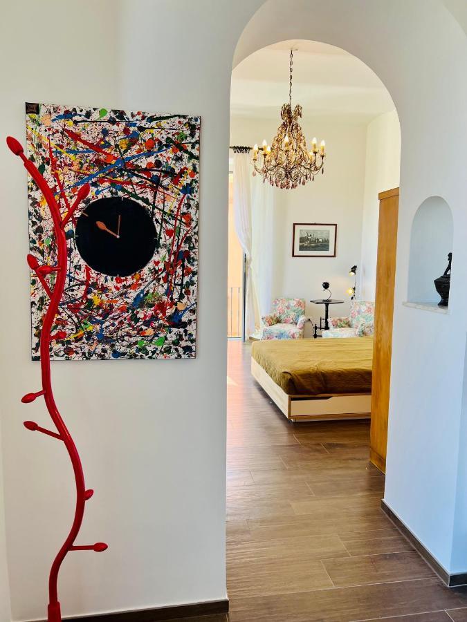 B&B Letterario Palazzo Pistocchi แตราโม ภายนอก รูปภาพ